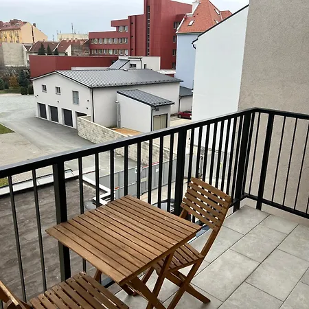 Modern In Center Apartament